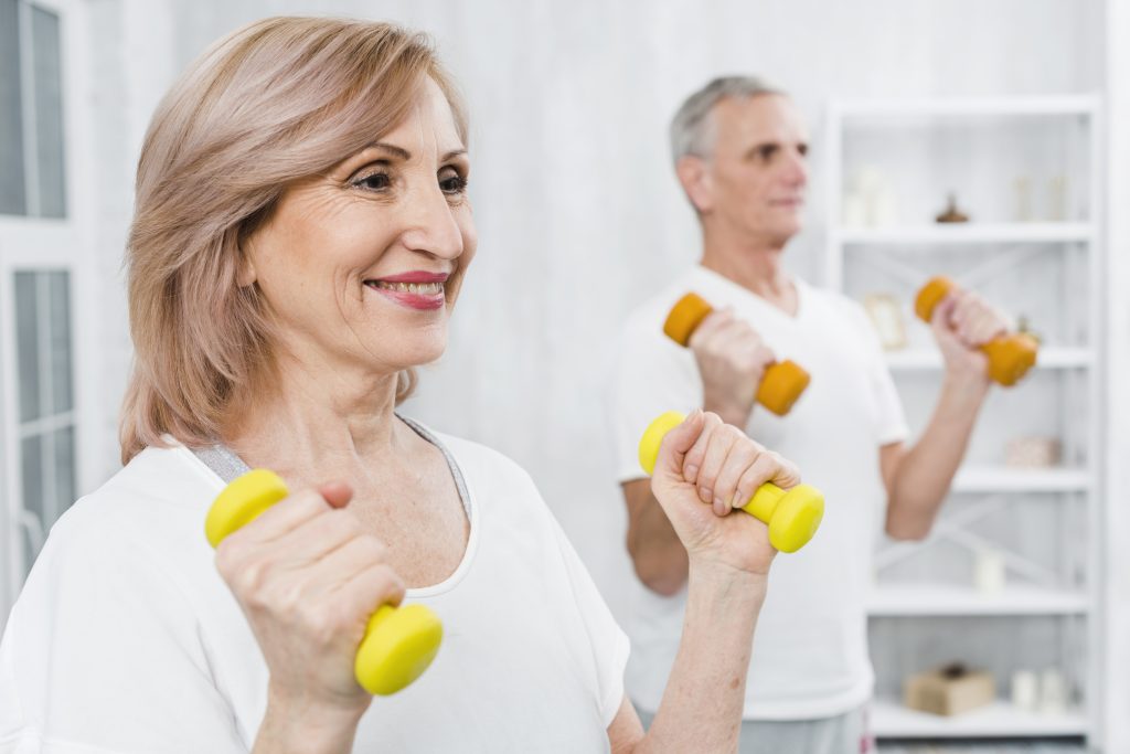 Musculação para idosos quais os benefícios, frequência e intensidade